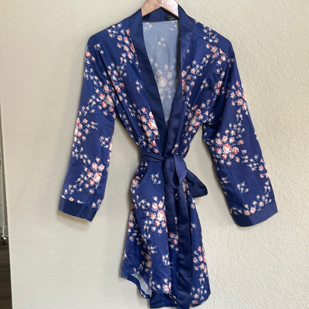 Floral Satin Robe - Picture 3 of 8
